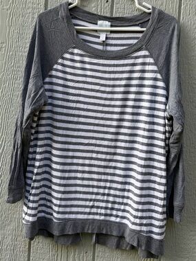 Sunday Gray & White Striped Raglan Pullover